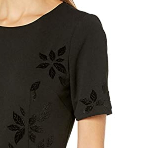 𝅺Adrianna Papell Black Wide Leg Floral Velvet Appliqué Jumpsuit - Picture 11 of 11